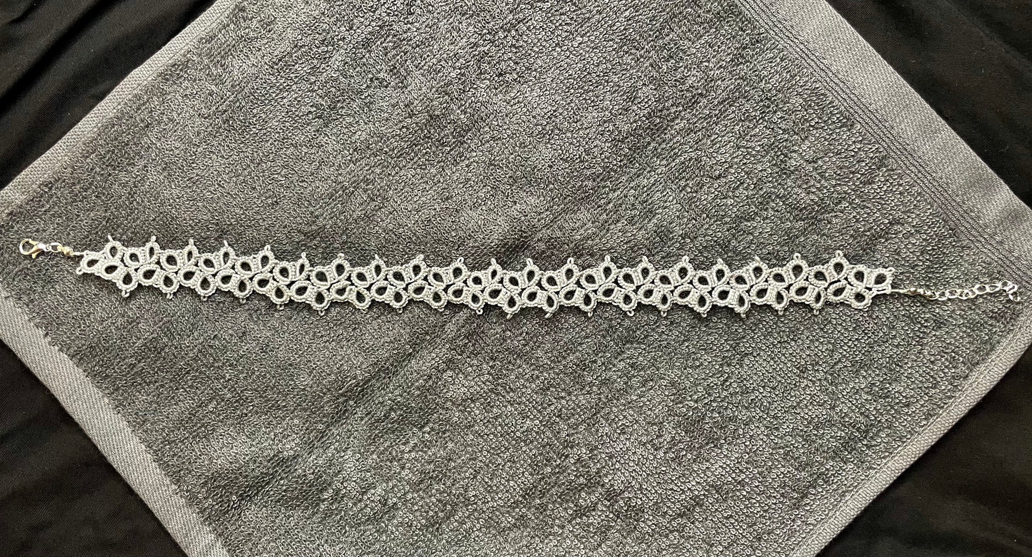 Leaf-Braid Choker (Various Colors)